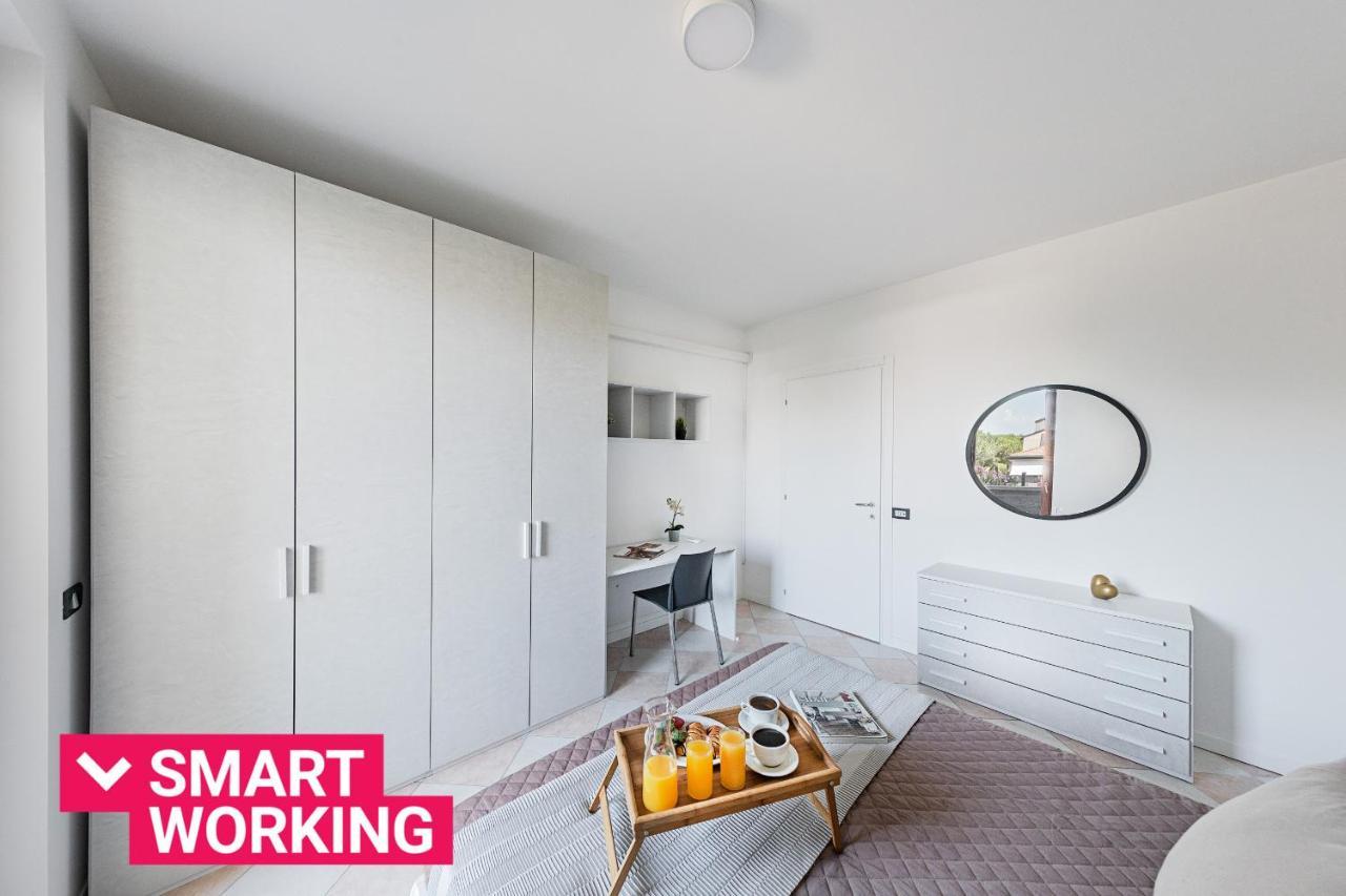 Apartament I Ciliegi 1-09 Con Piscina By Wonderful Italy Desenzano del Garda Zewnętrze zdjęcie