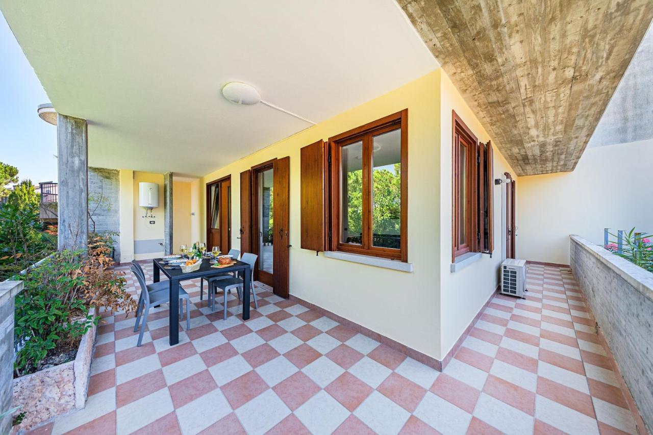Apartament I Ciliegi 1-09 Con Piscina By Wonderful Italy Desenzano del Garda Zewnętrze zdjęcie